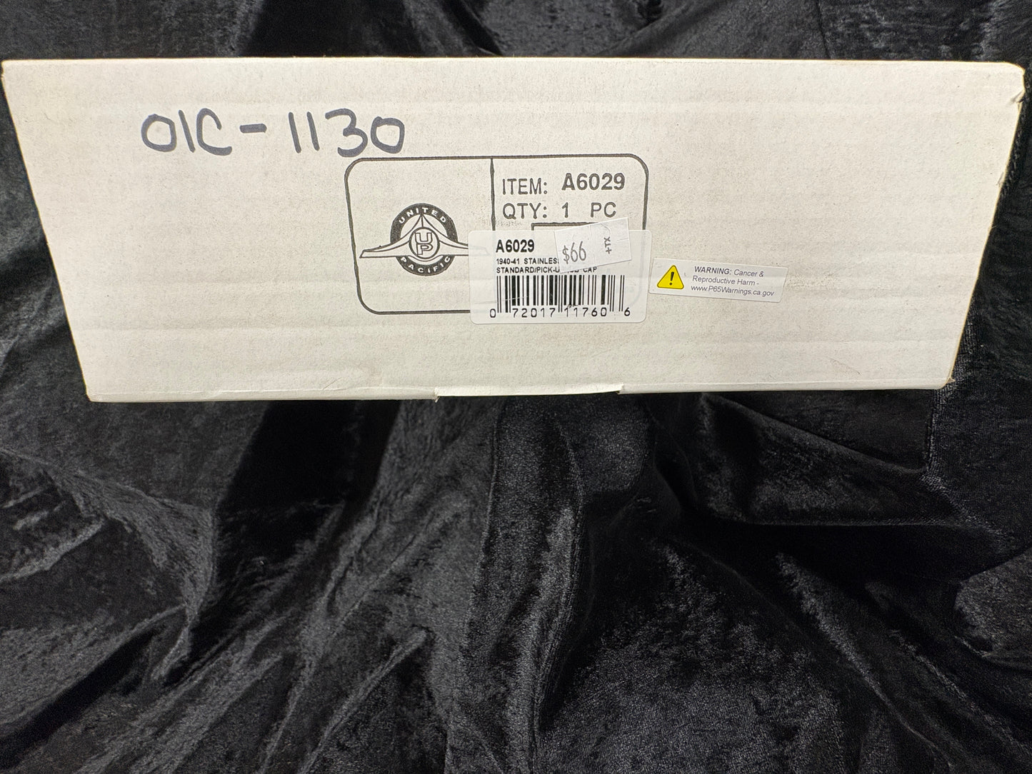 1940–41 Ford stainless steel hubcaps (Part #A6029)
