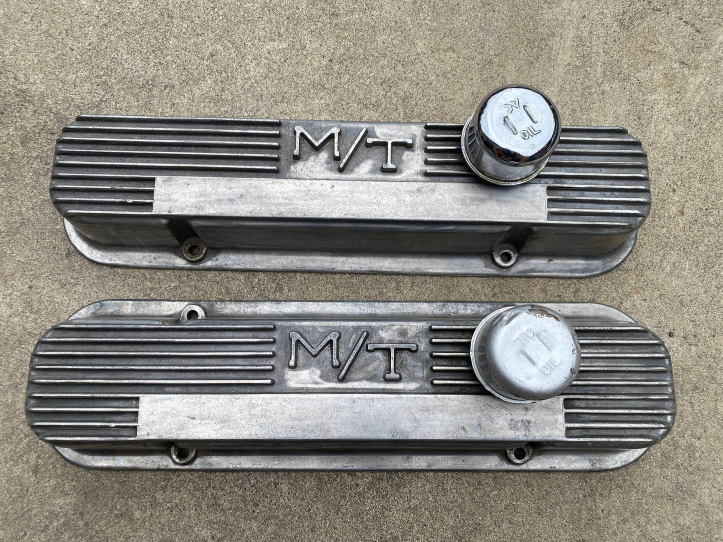 Pontiac M/T Valve Covers
