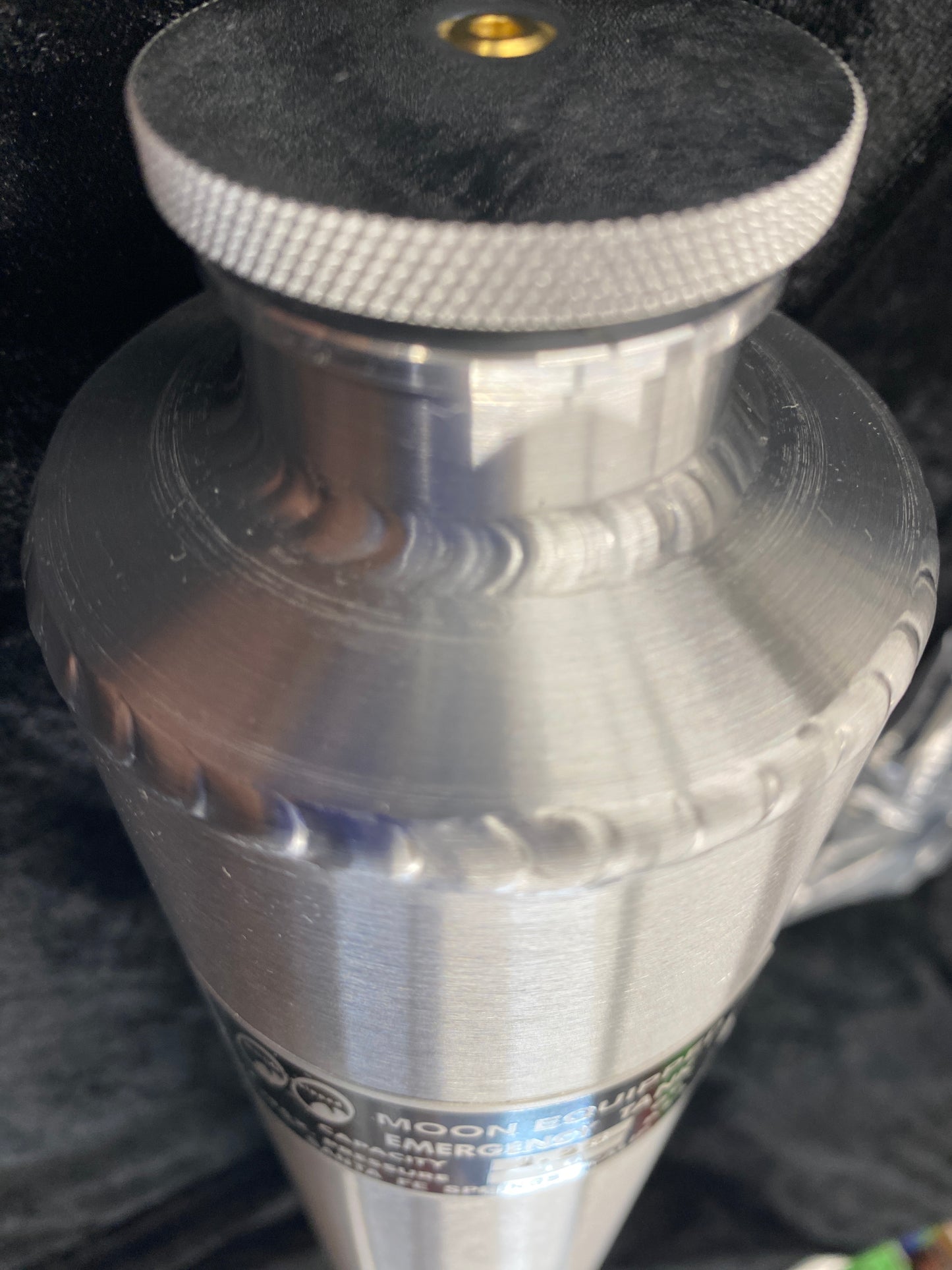 MOONEYES Original Emergency Tank (Polished)