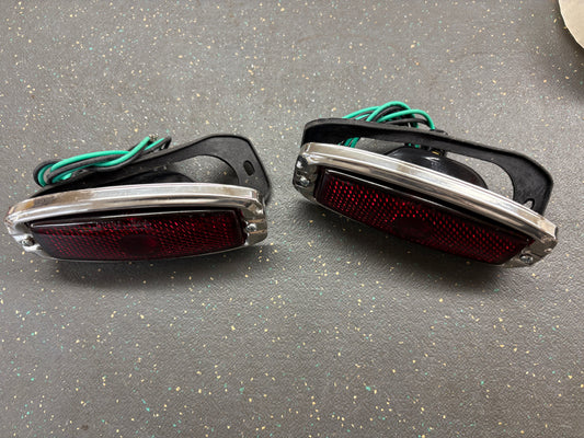 1 PAIR 1941-48 CHEVY TAIL LIGHTS WITH RUBBER BODY GASKETS