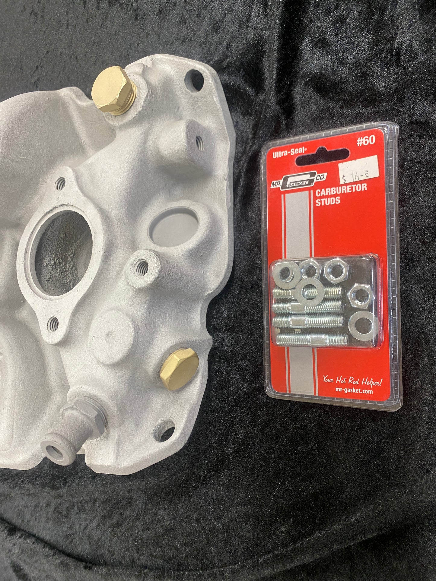 Edelbrock S.P.2-P small block chev intake manifold