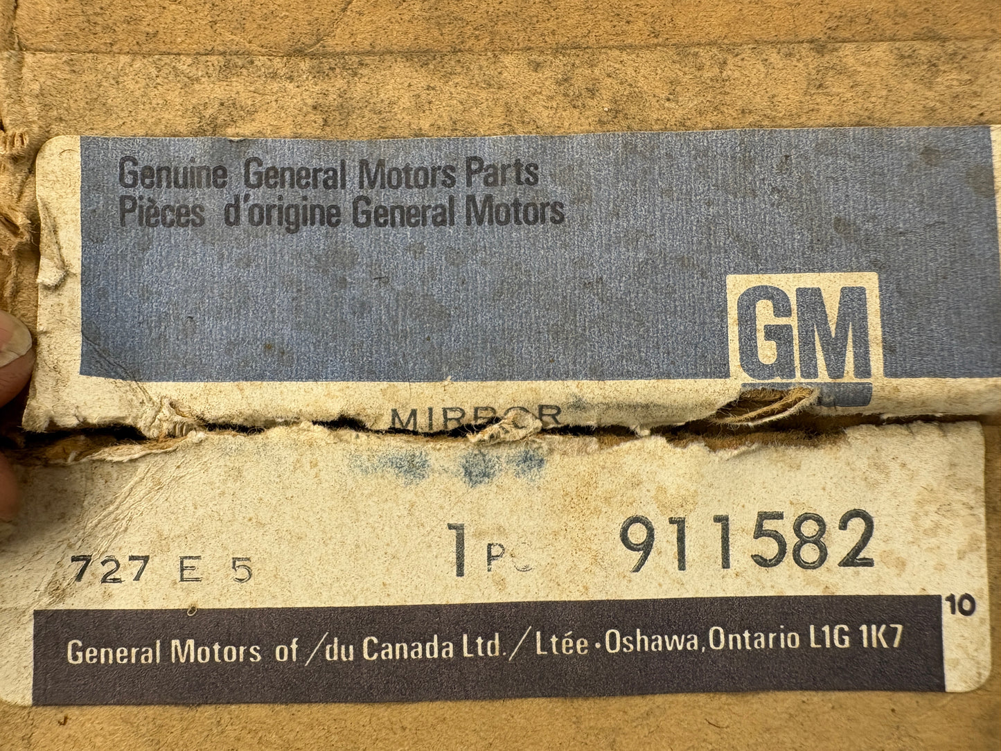 911582 1970-82 GM 10 In Inner Rear View Mirror, Day/Night