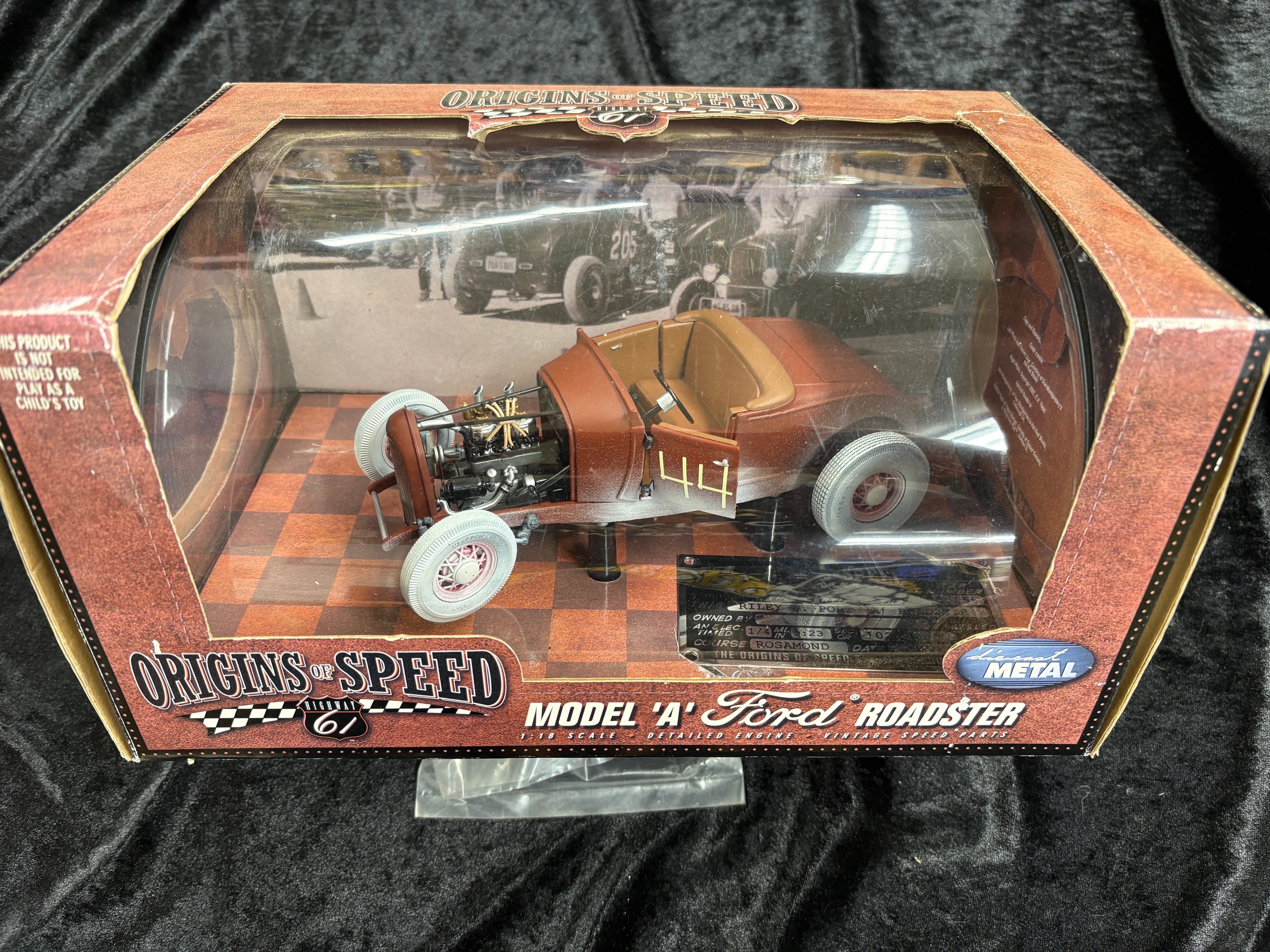 Collectibles – Mooneyes.ca