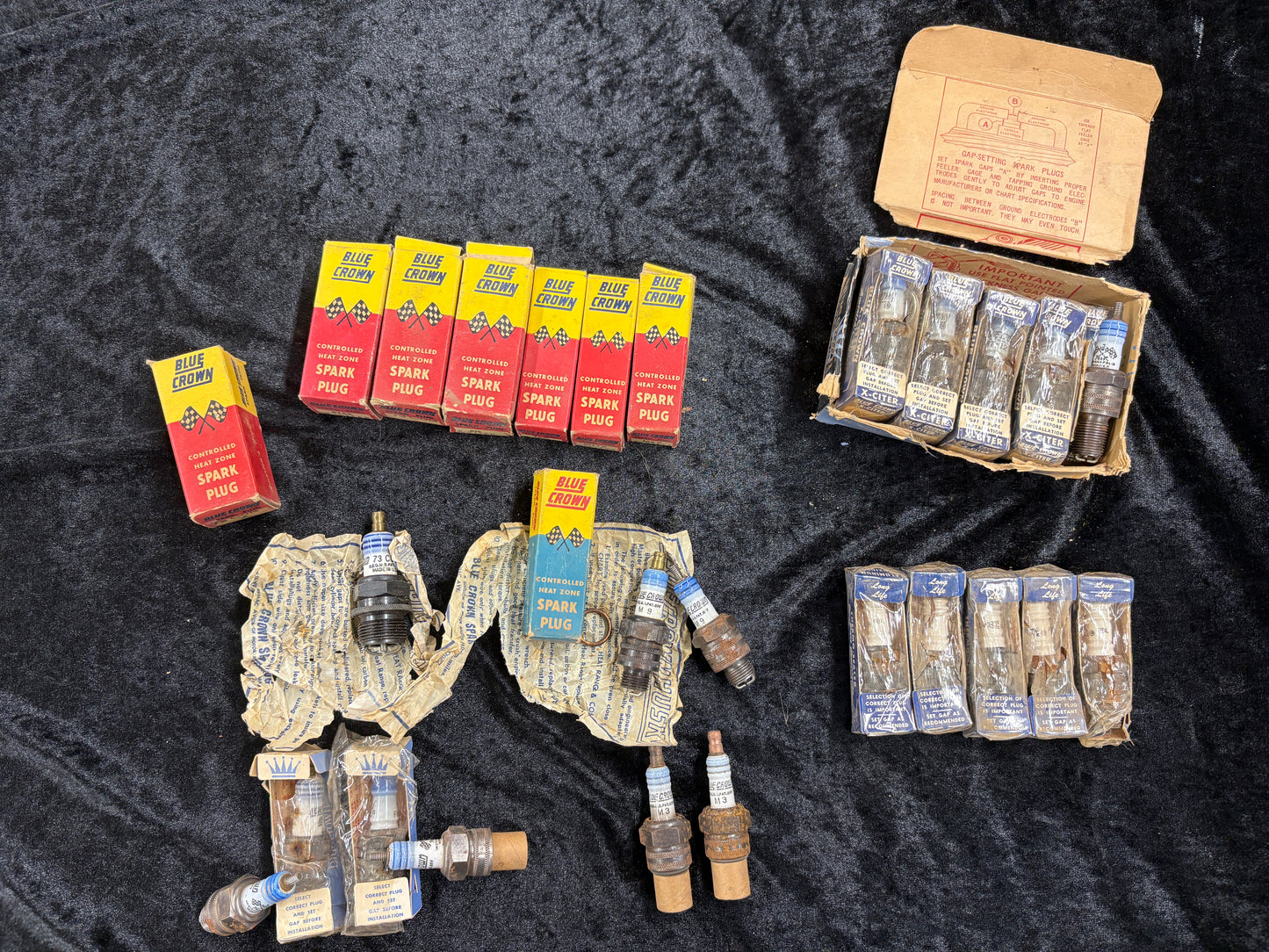 BLUE CROWN SPARK PLUG N.O.S. PACKAGE