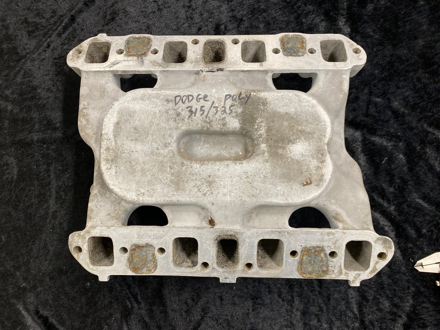 DODGE 315 / 325 Poly Dual Quad Intake