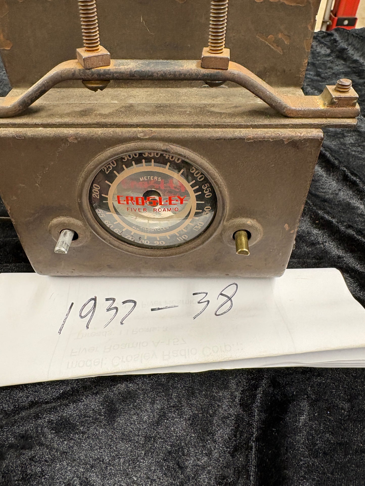 CROSELY 1937 - 1938  Auto Tube Radio