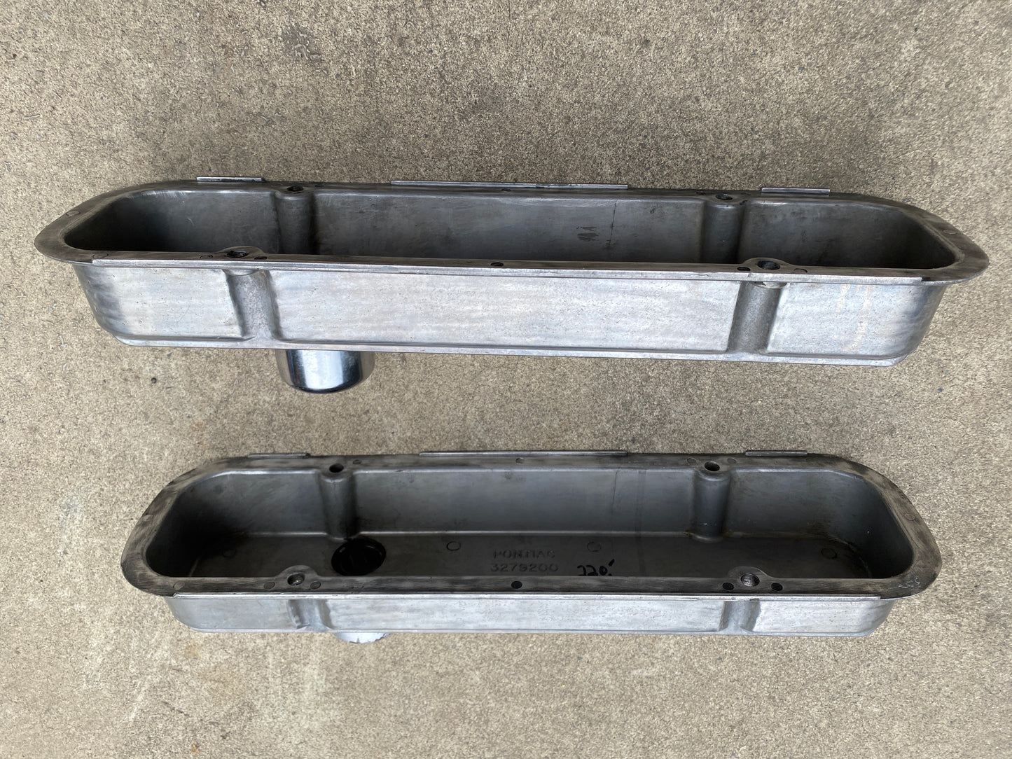 Pontiac M/T Valve Covers