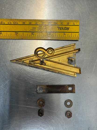 1934-1938 CADILLAC LASALLE V8 GRILLE TRUNK EMBLEM BADGE