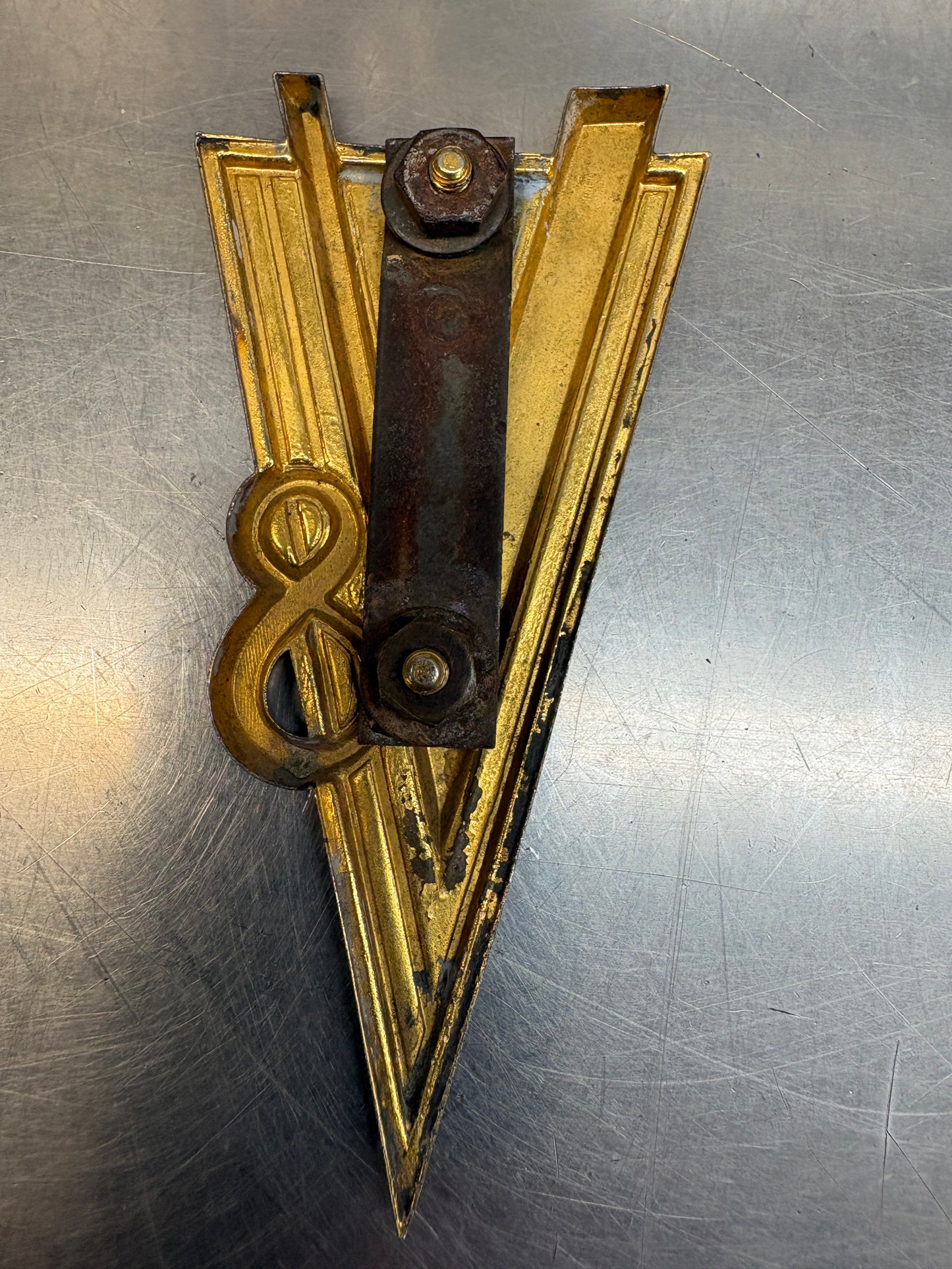 1934-1938 CADILLAC LASALLE V8 GRILLE TRUNK EMBLEM BADGE
