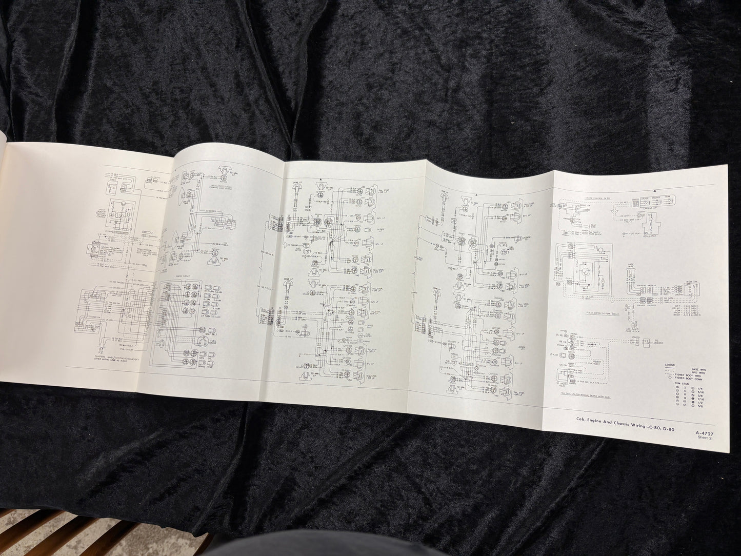 1976 Chevrolet GMC Truck Wiring Diagrams (Models 10-1500 Thru 30-3500 ) - 11x26 inch Foldouts