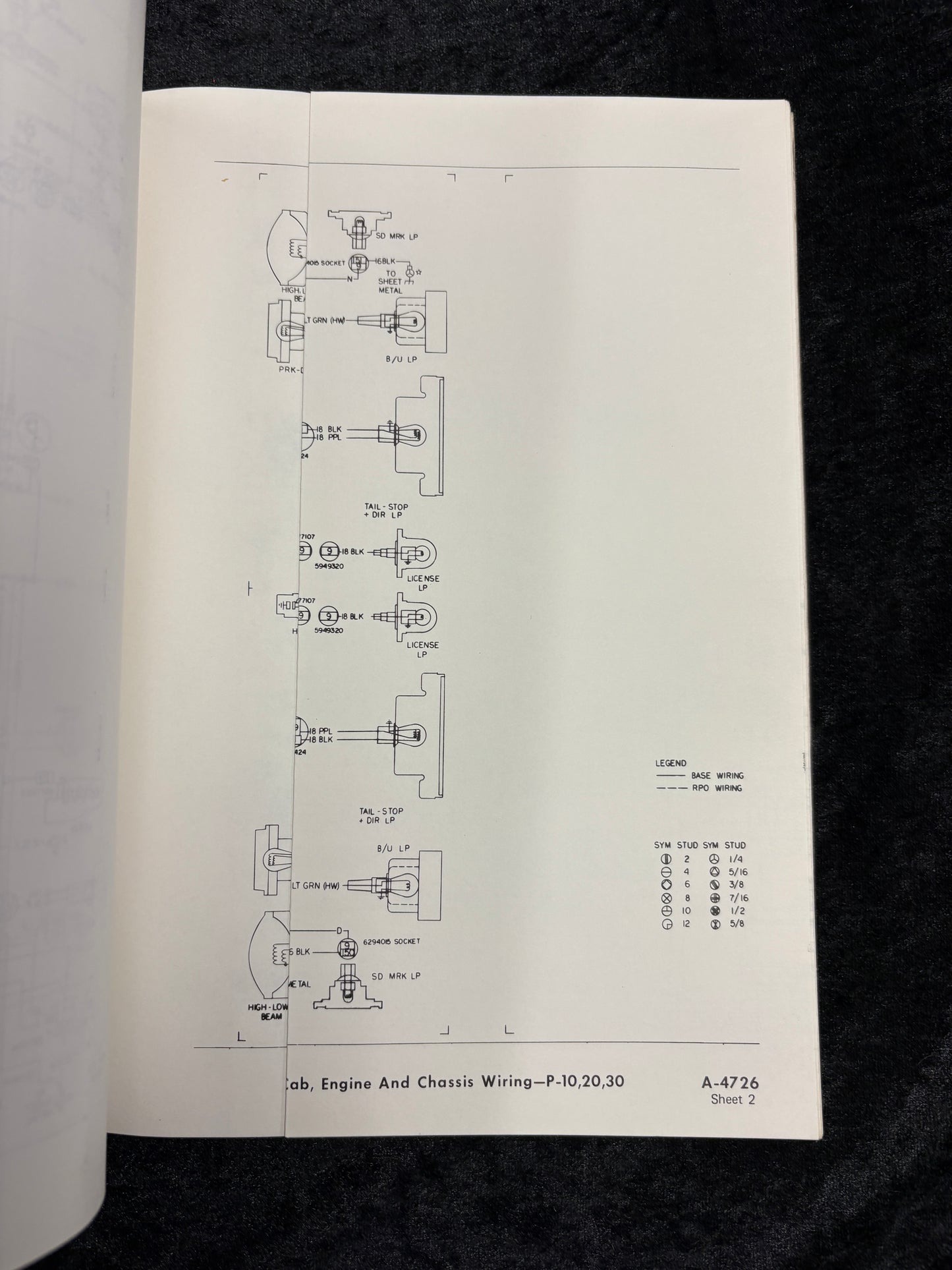 1976 Chevrolet GMC Truck Wiring Diagrams (Models 10-1500 Thru 30-3500 ) - 11x26 inch Foldouts