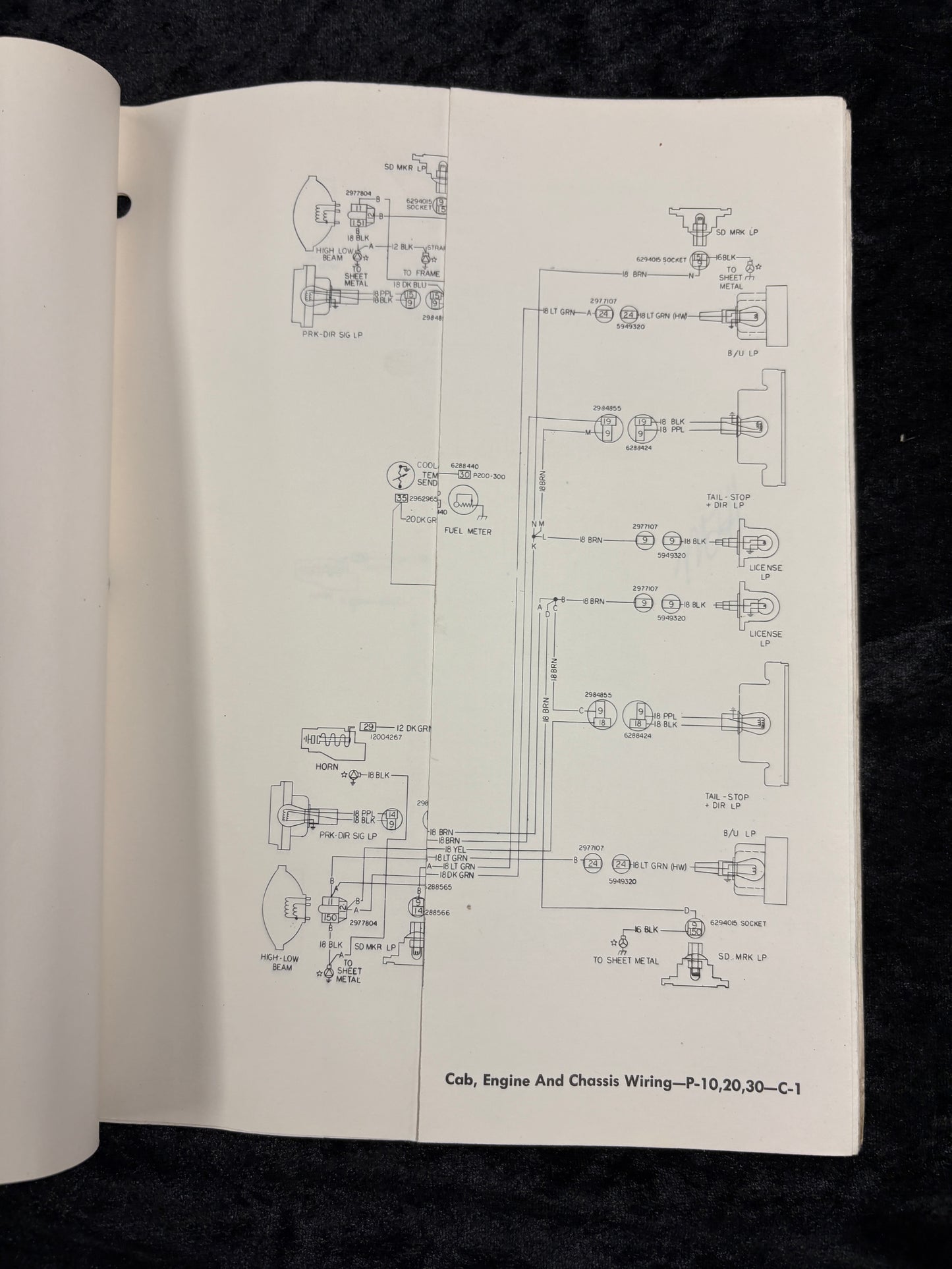 1977 CHEVROLET TRUCK WIRING DIAGRAMS SERVICE MANUAL 1500 - 3500 MODELS ORIGINAL