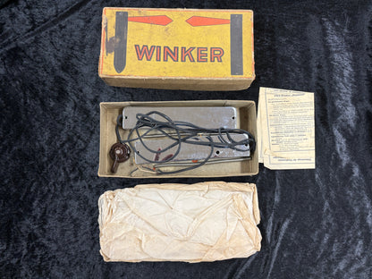 NOS Vintage SWF 6V Smooth Lens SEMAPHORES / Winkers - Complete with Switch and Manual