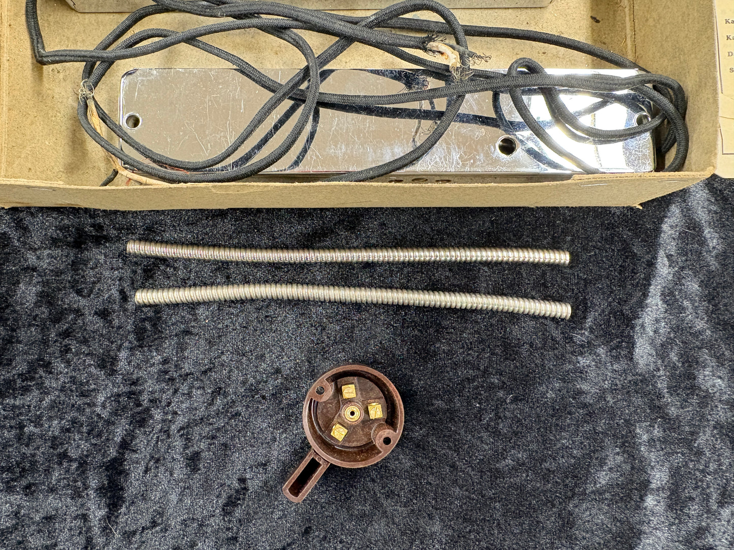 NOS Vintage SWF 6V Smooth Lens SEMAPHORES / Winkers - Complete with Switch and Manual