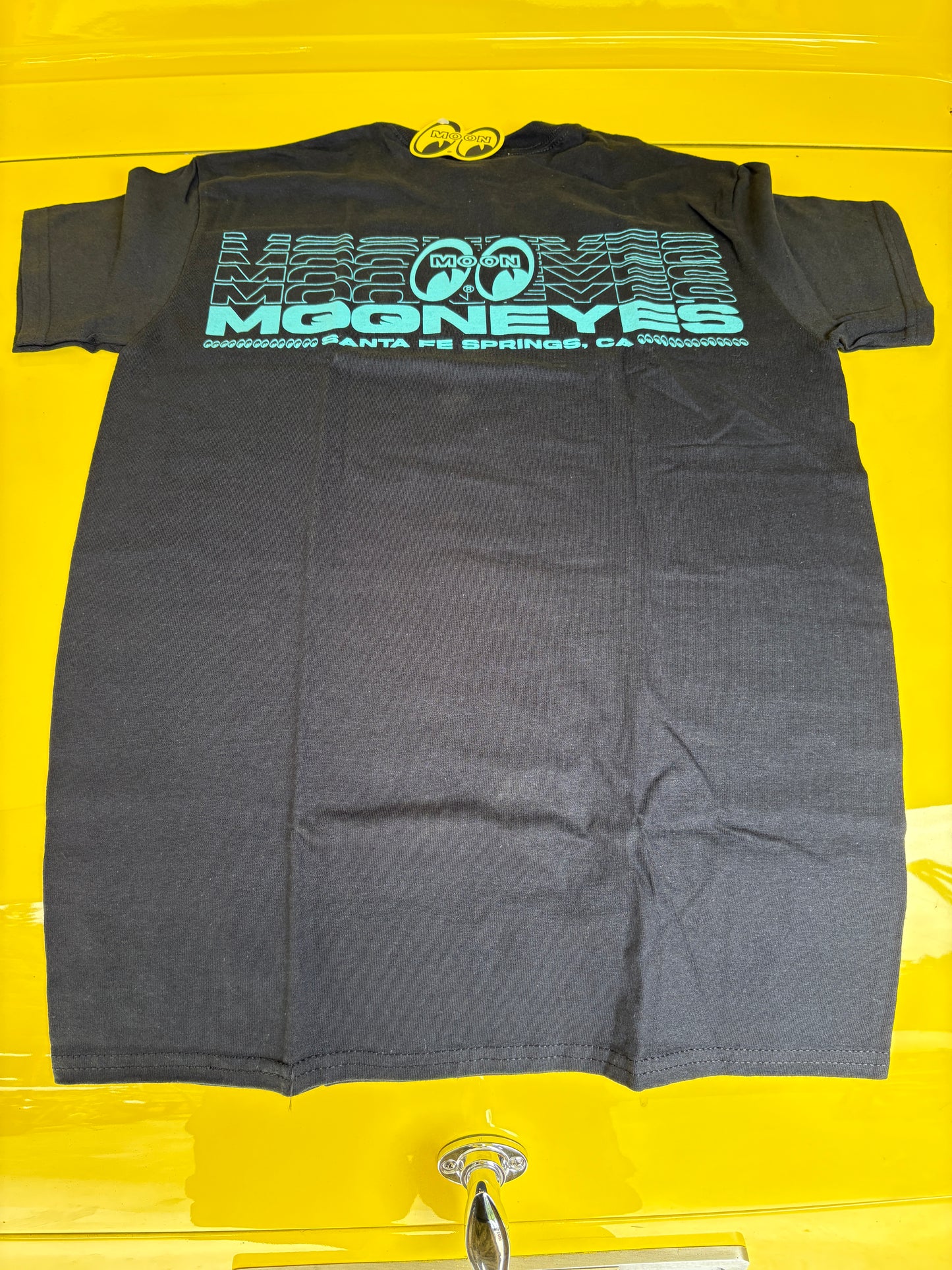 Glowing MOONEYES T-shirt Black