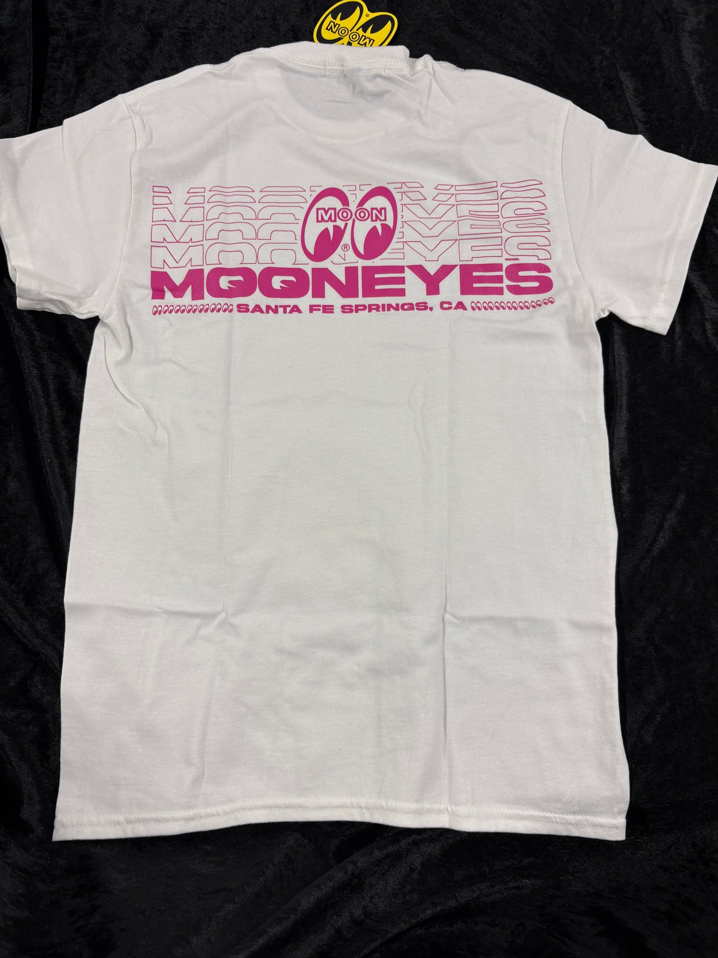 Glowing MOONEYES T-shirt White