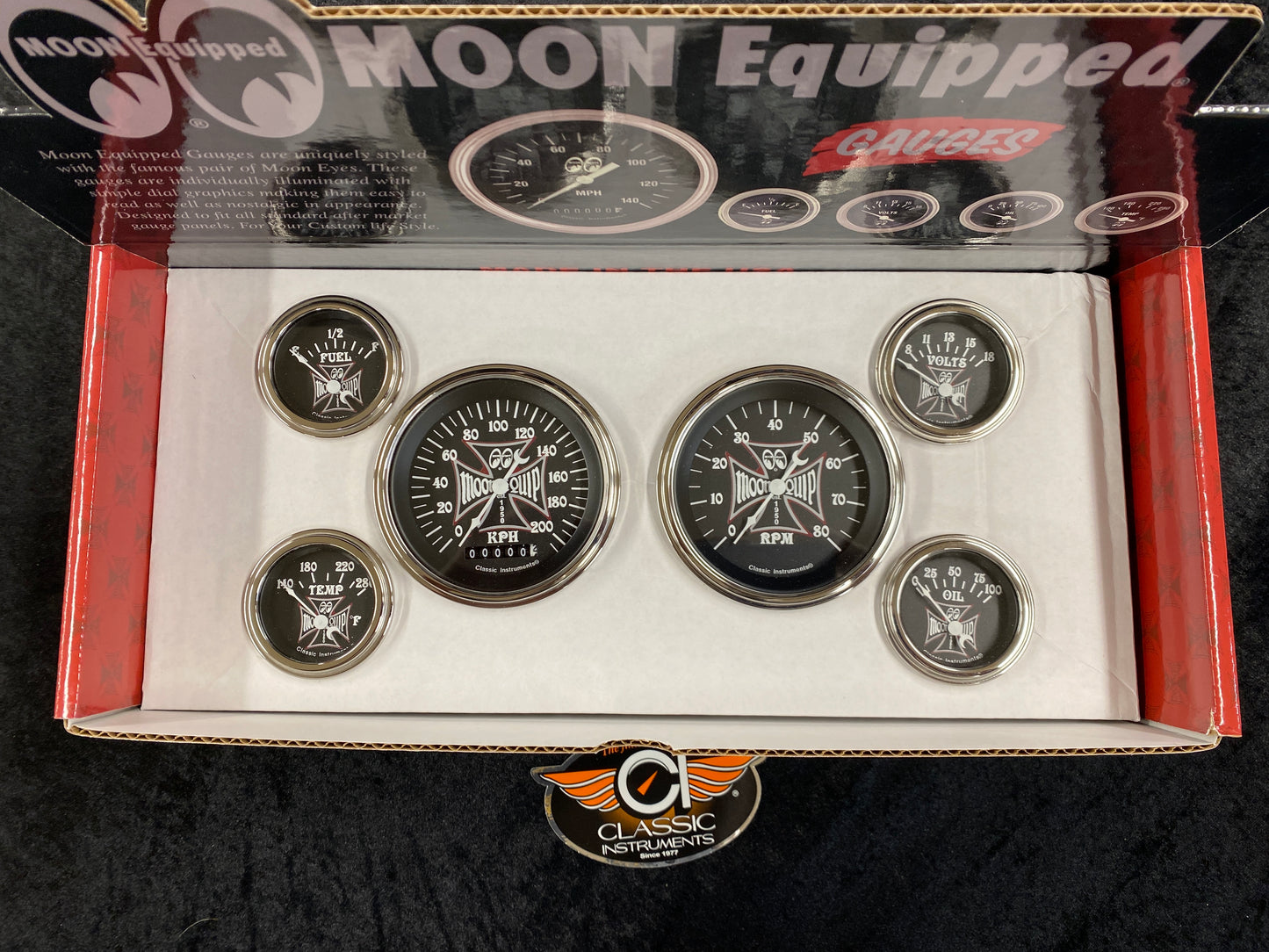 MOON Iron Cross 6 Gauge Set - Black Face