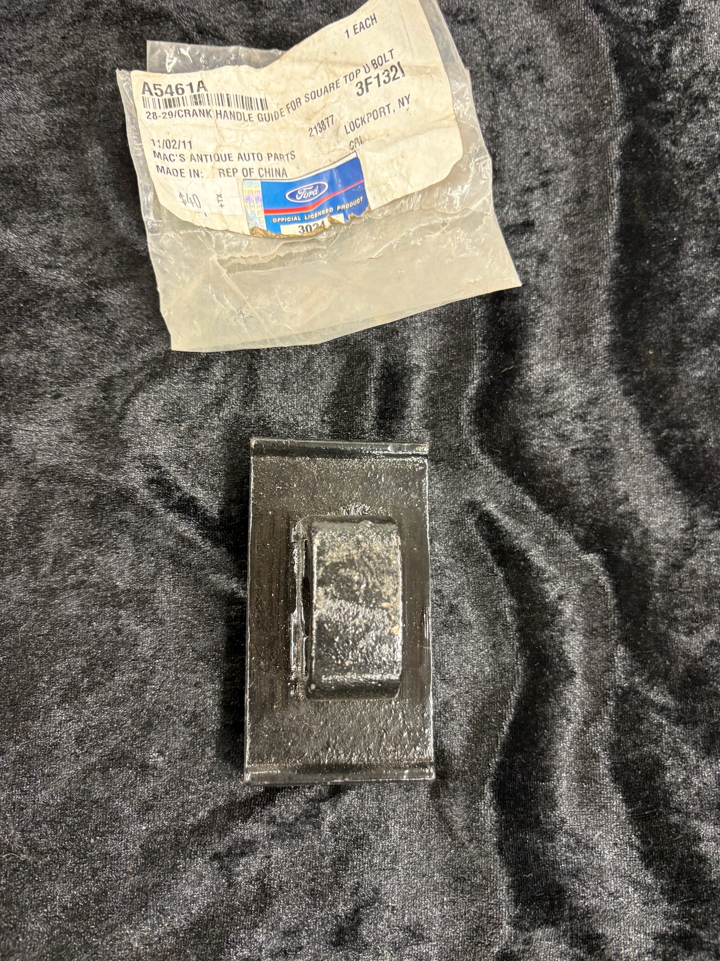 A5461A 28-29 Front Spring Crank Guide (Flat Style) for the 1928-1929 Model A
