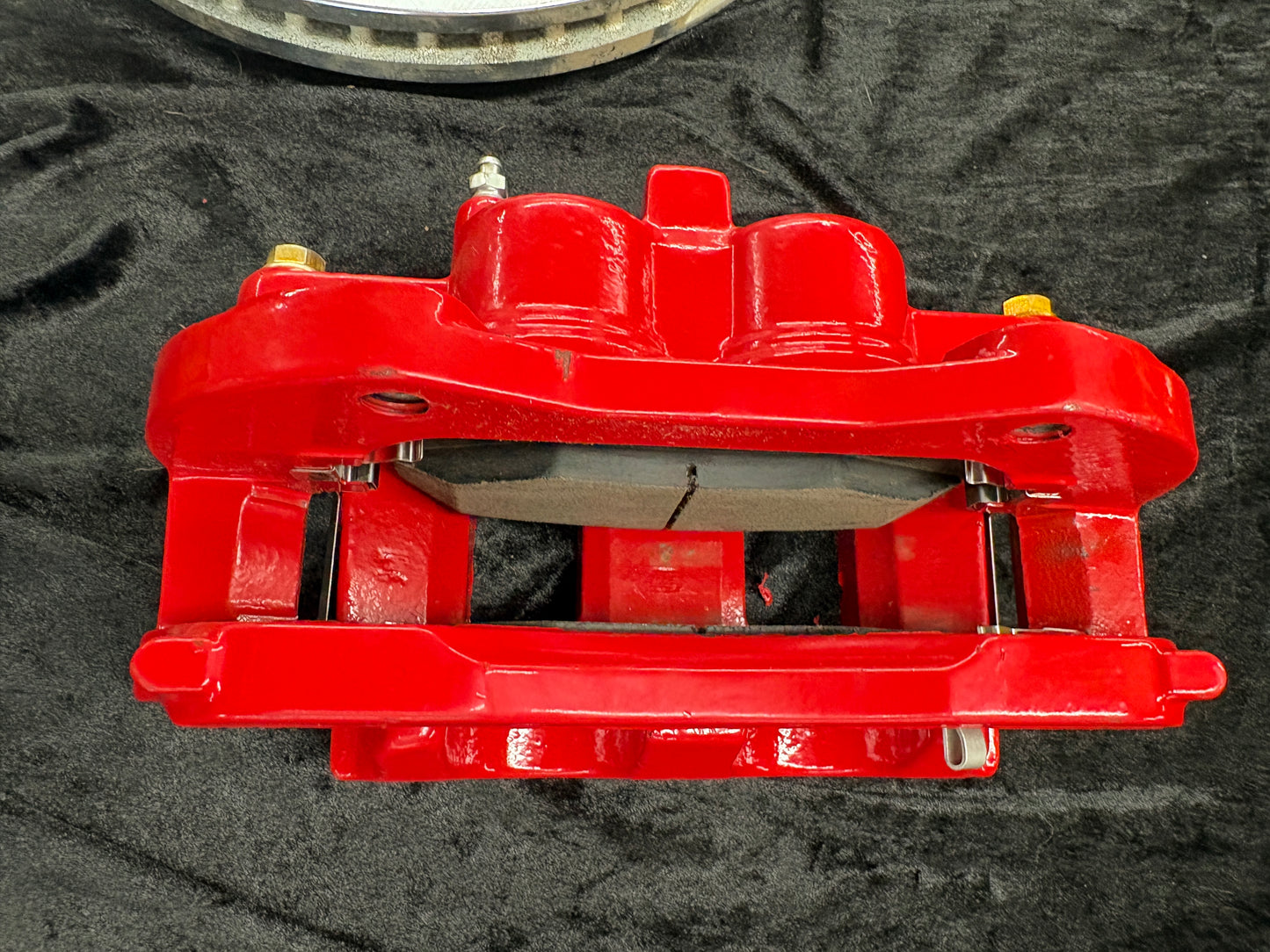 Power-Stop-CPC1438-23-Z23-Evolution Sport Fully Coated Rotor And Powder Coated Caliper Kit With Premium Carbon-Fiber Ceramic Brake Pad.