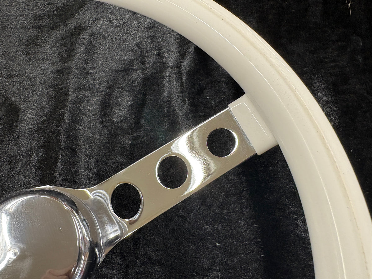 13.5" Classic 3-Hole Spoke Steering Wheel