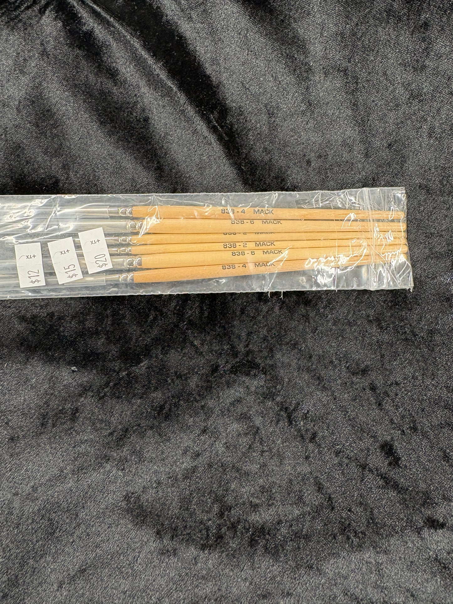 MACK Outliner Brushes