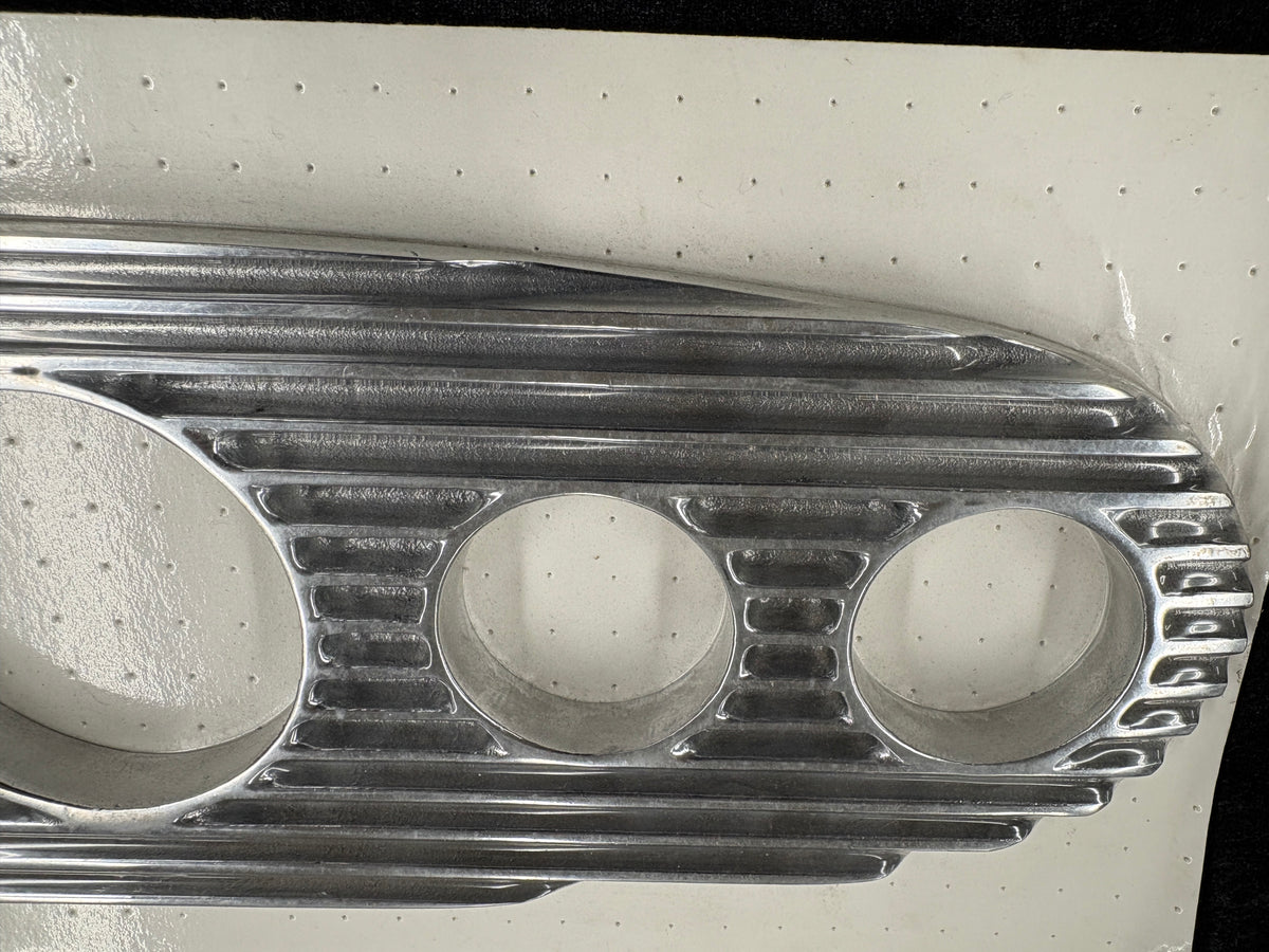 Finned Aluminum Gauge Panel