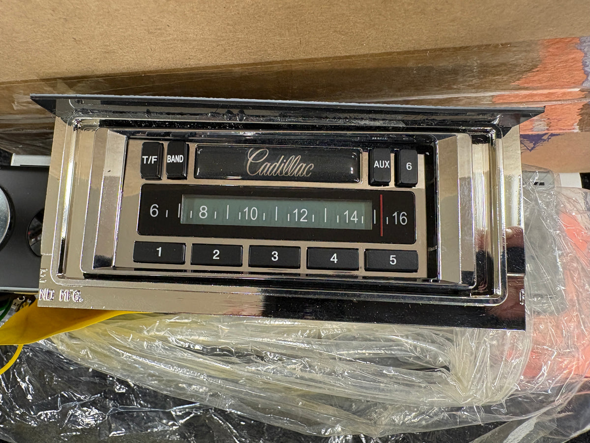 Custom Autosound USA-230 radio (part number CAM-CAD-58/0-230) for a 1958–1960 Cadillac