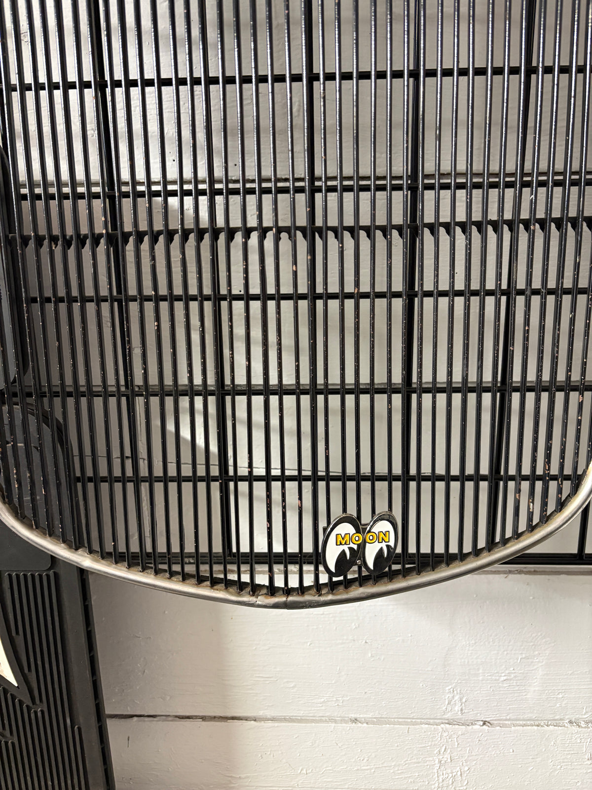 MOON Logo Grille Emblem